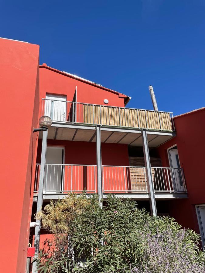 Chez Jeff Lucchini Apartment Леччи Екстериор снимка